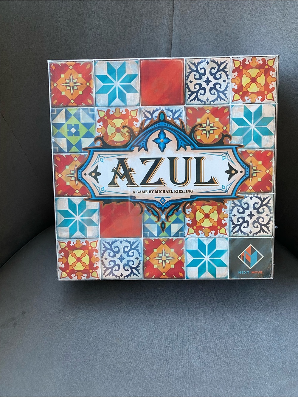 New Unopened AZUL Award-winning Board Game by Michael Kiesling Ages 8+